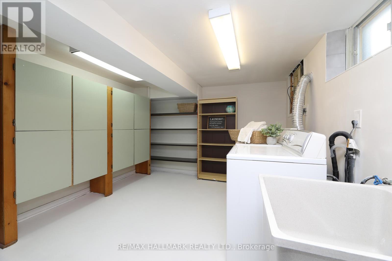 70 Lavington Drive, Toronto, Ontario  M9R 2H4 - Photo 32 - W12770562