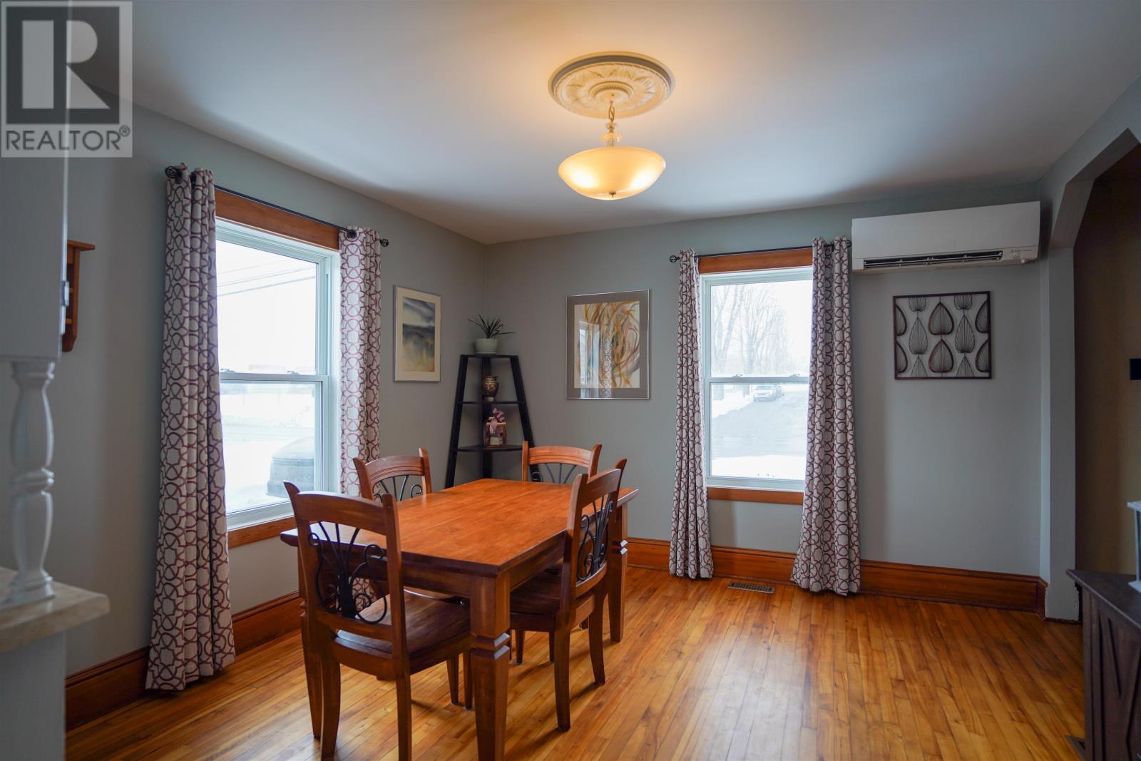 253 Granville Street, Summerside, Prince Edward Island  C1N 3A8 - Photo 8 - 202602393