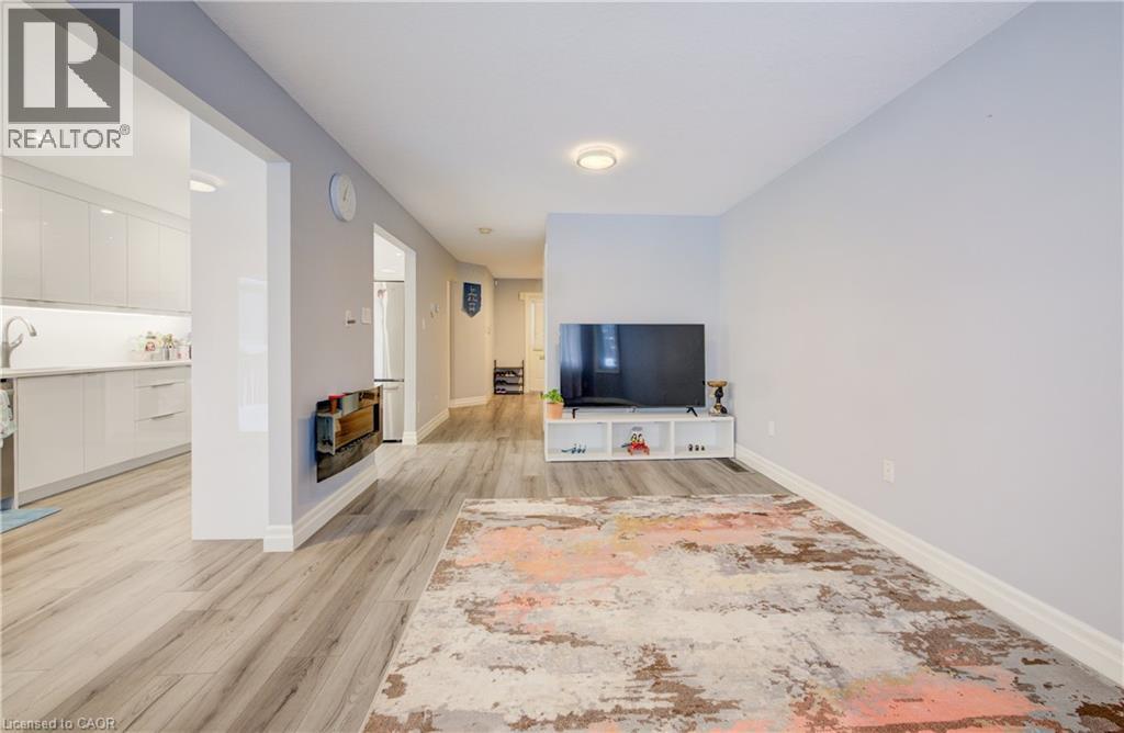 524 Windflower Crescent, Kitchener, Ontario  N2E 3S9 - Photo 7 - 40797763