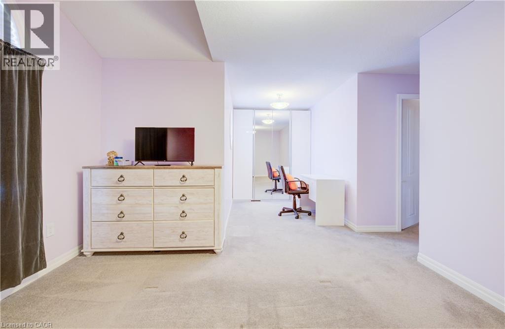 524 Windflower Crescent, Kitchener, Ontario  N2E 3S9 - Photo 18 - 40797763