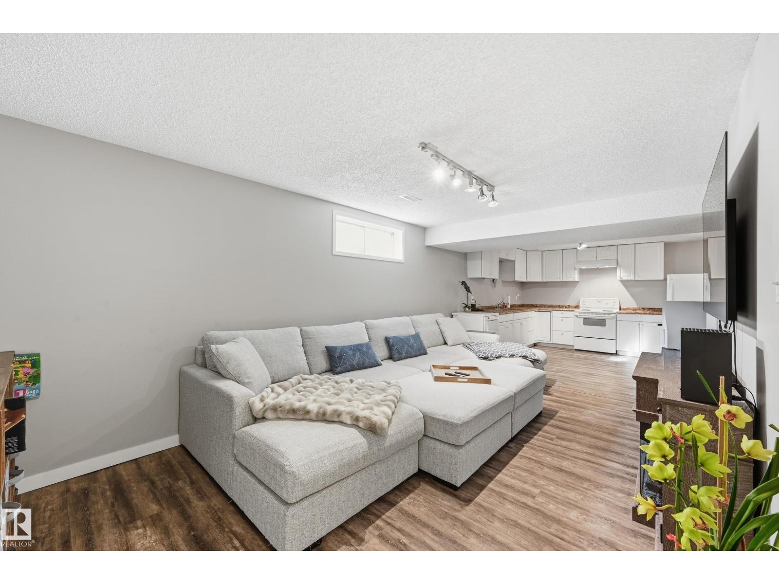 2952 39 Av Nw, Edmonton, Alberta  T6T 1L2 - Photo 26 - E4472794