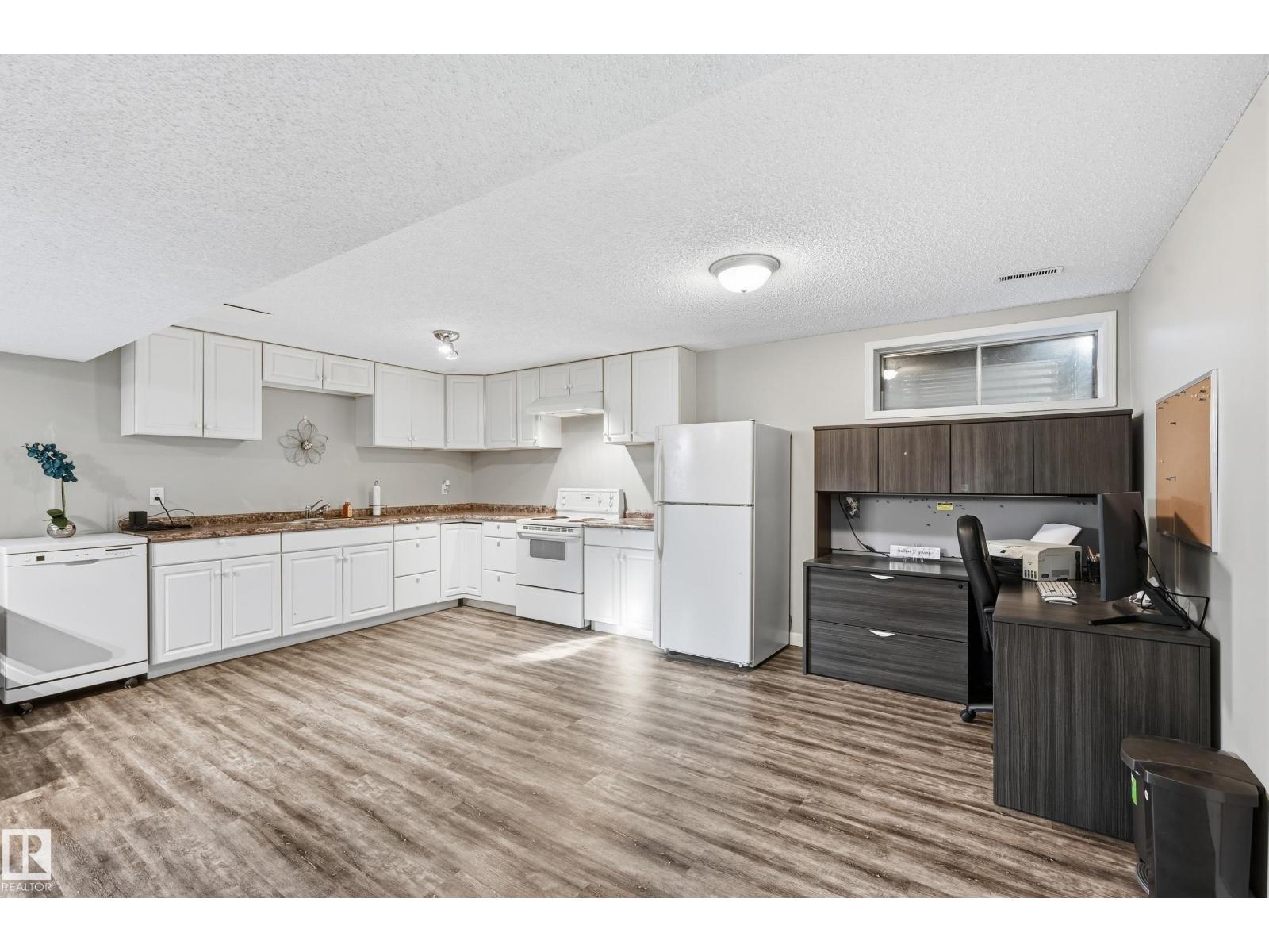 2952 39 Av Nw, Edmonton, Alberta  T6T 1L2 - Photo 33 - E4472794