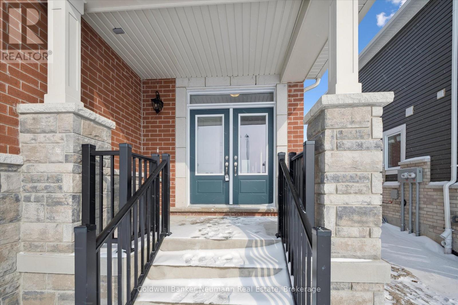 234 Stamson Street, Kitchener, Ontario  N2R 0V3 - Photo 2 - X12770706