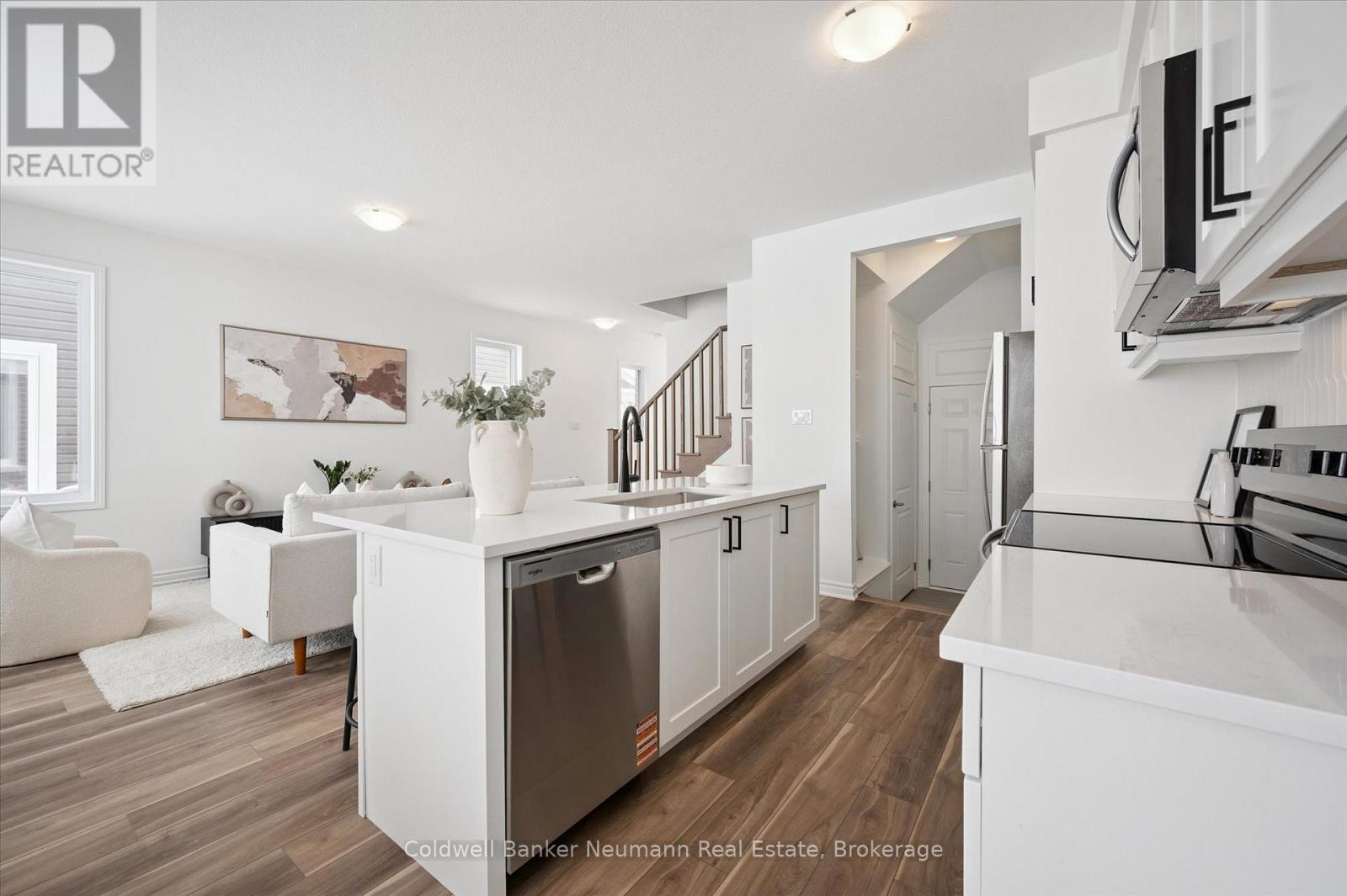 234 Stamson Street, Kitchener, Ontario  N2R 0V3 - Photo 9 - X12770706