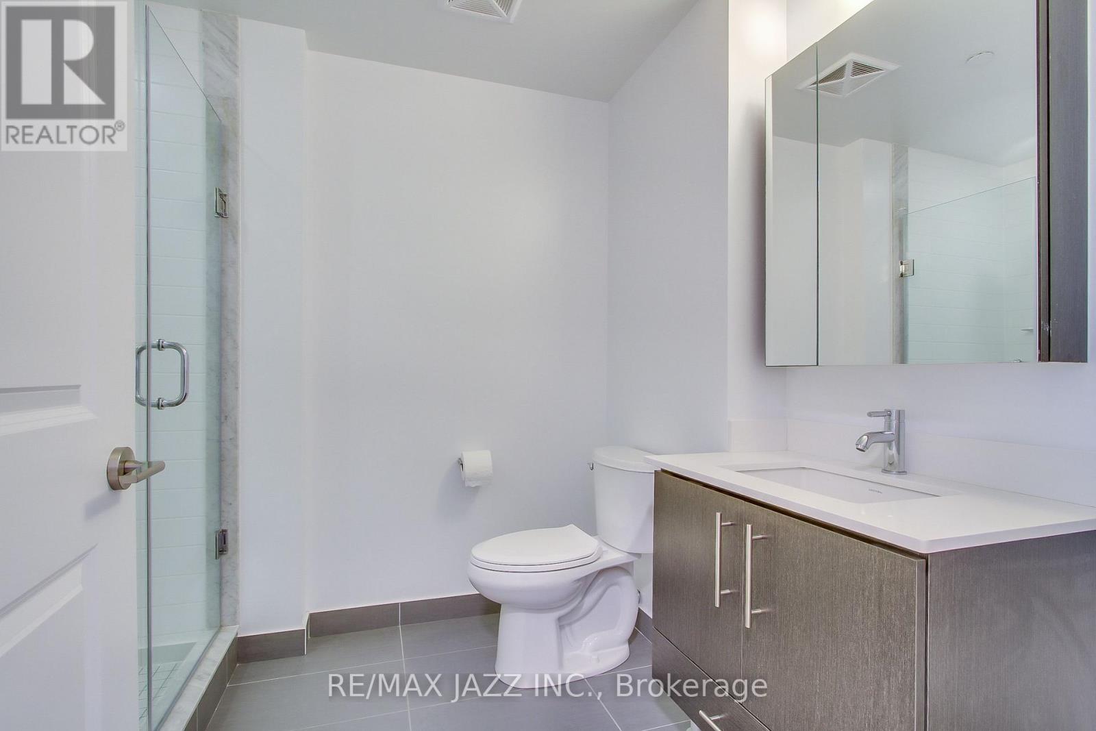 703 - 55 Oneida Crescent, Richmond Hill, Ontario  L4B 0E8 - Photo 6 - N12770672