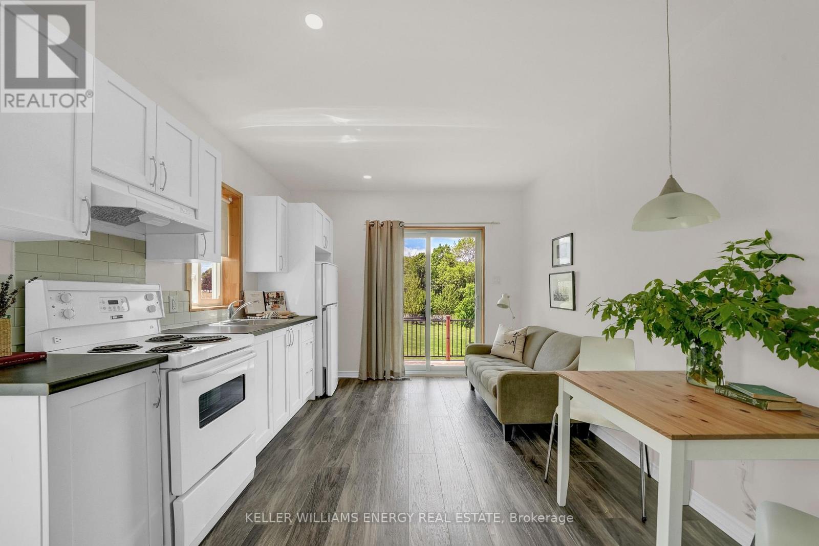 326 Cressy Bayside Road, Prince Edward County (North Marysburgh), Ontario  K0K 2T0 - Photo 35 - X12770718