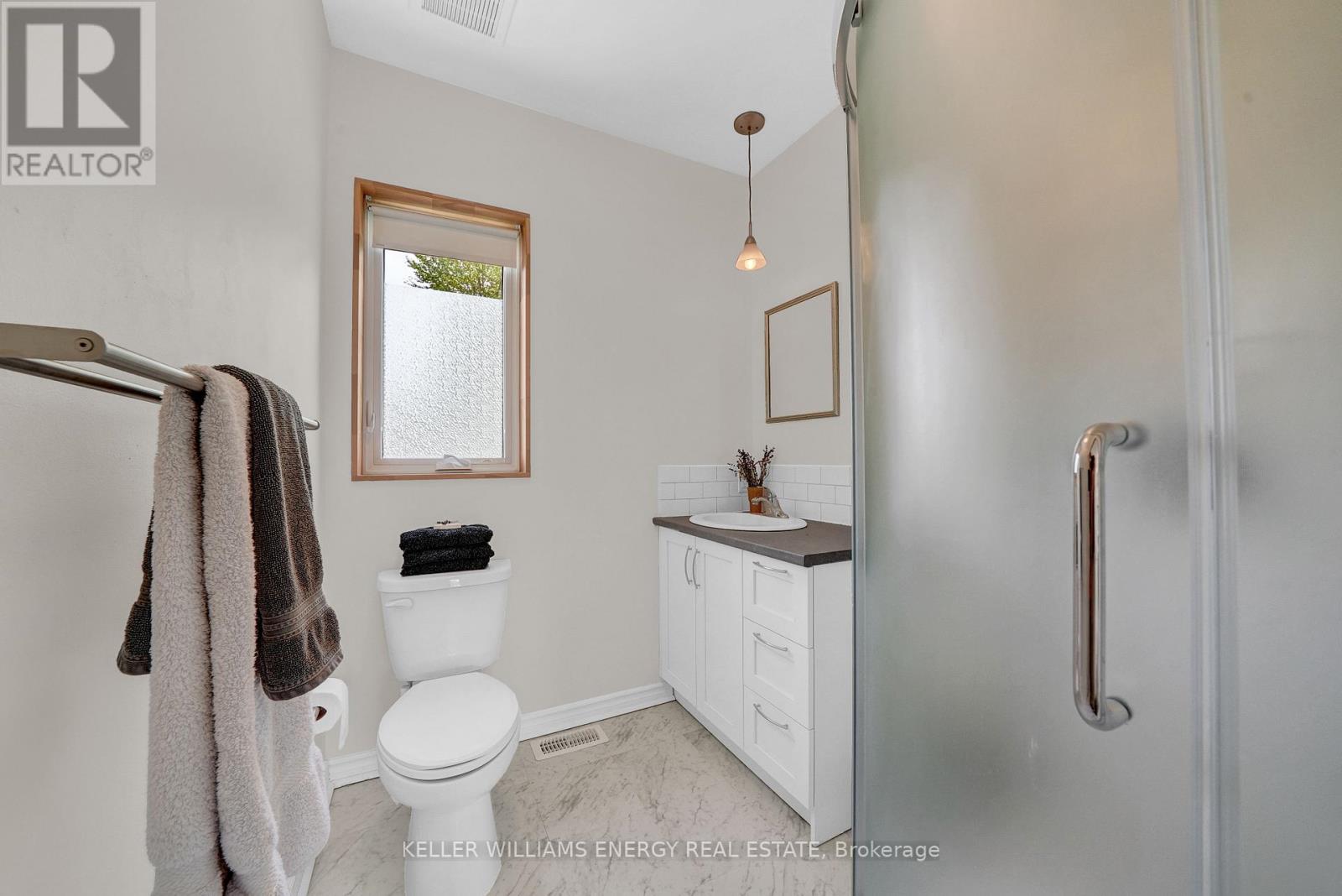 326 Cressy Bayside Road, Prince Edward County (North Marysburgh), Ontario  K0K 2T0 - Photo 38 - X12770718