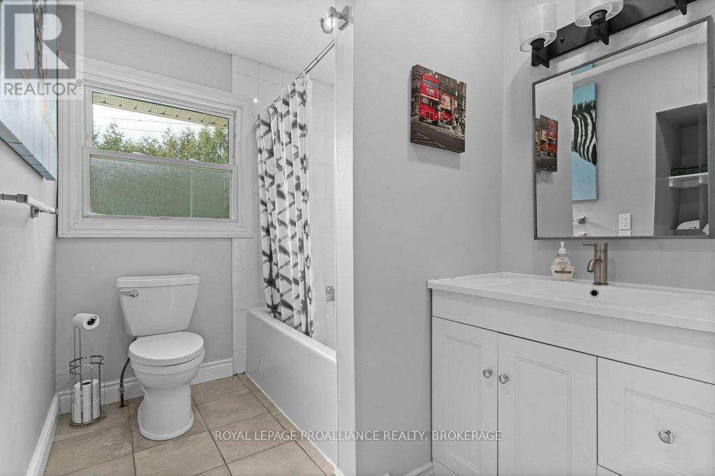 168 Avenue Road, Kingston, Ontario  K7M 1C5 - Photo 20 - X12770722