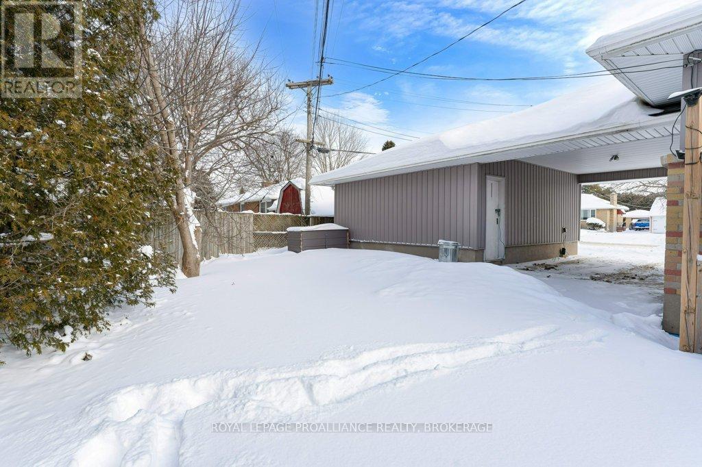 168 Avenue Road, Kingston, Ontario  K7M 1C5 - Photo 42 - X12770722