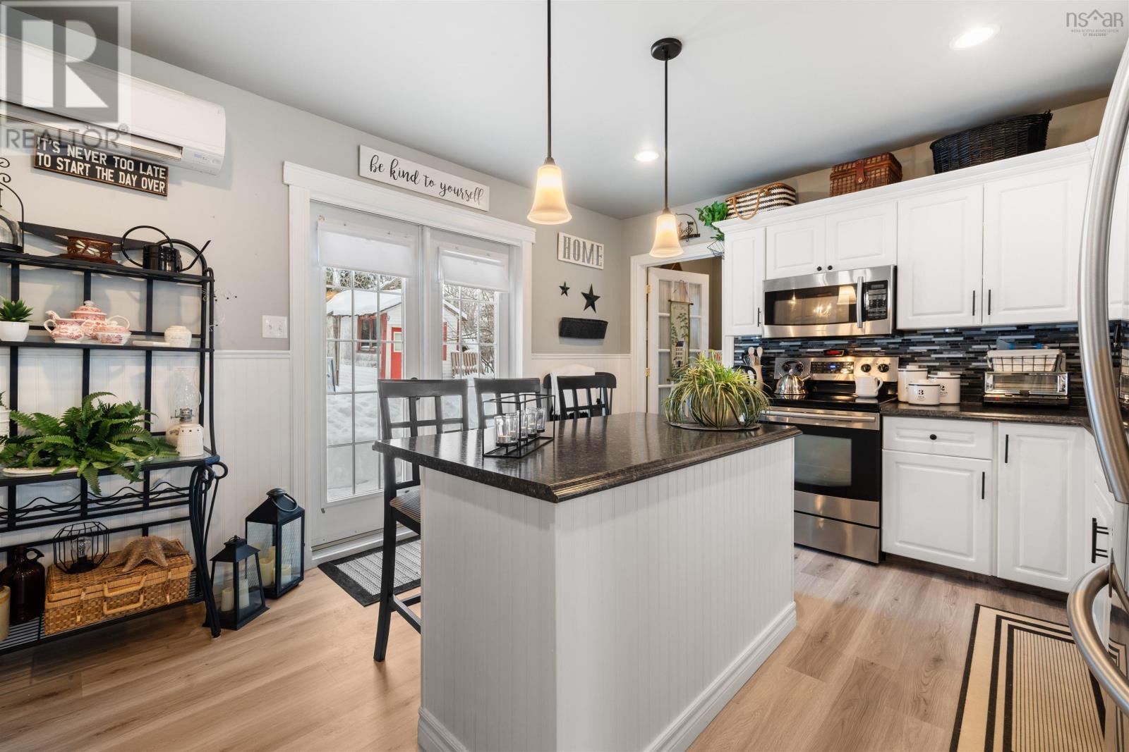 1983 Ballarat Street, Westville, Nova Scotia  B0K 2A0 - Photo 4 - 202602382