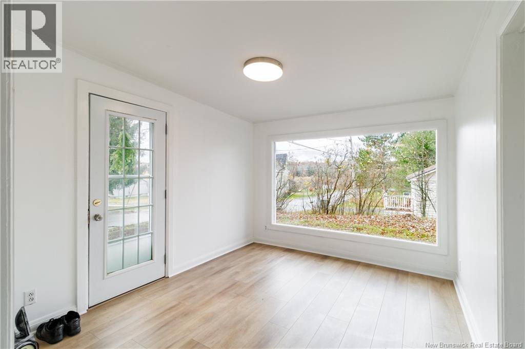 57 Fisher Avenue, Fredericton, New Brunswick E3A 4J1 - Photo 5 - NB129794