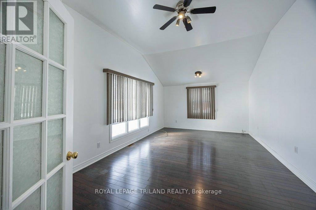 Photo 16 of 32 for 46309 Sparta Line