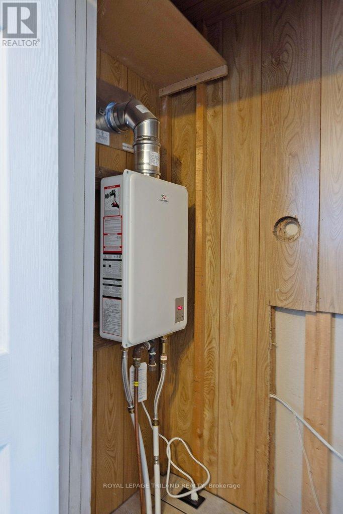 Photo 21 of 32 for 46309 Sparta Line