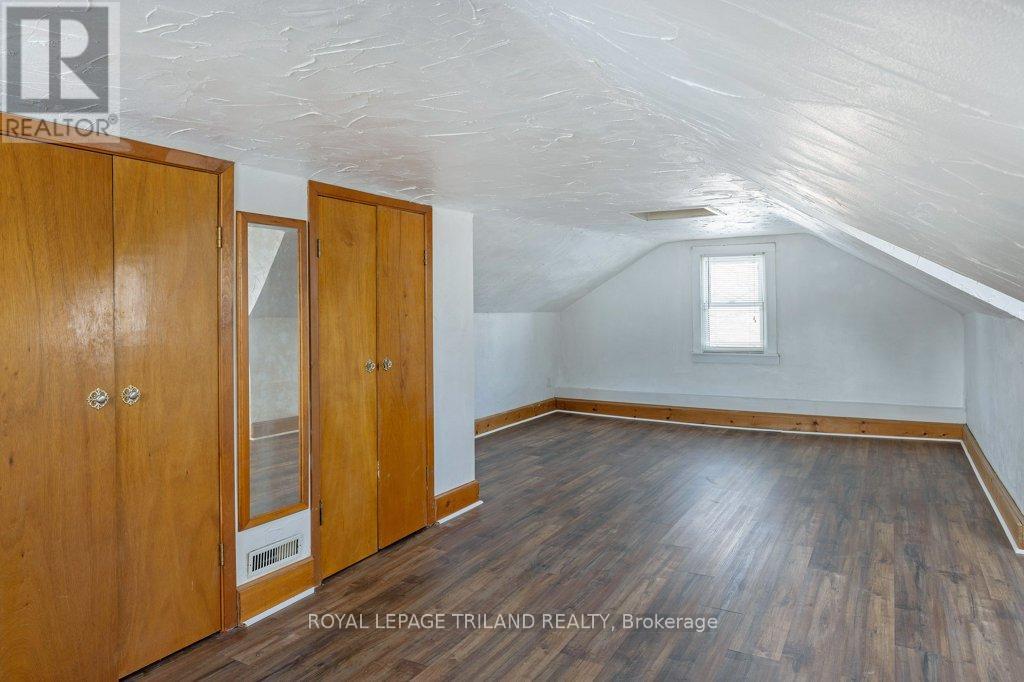 Photo 22 of 32 for 46309 Sparta Line