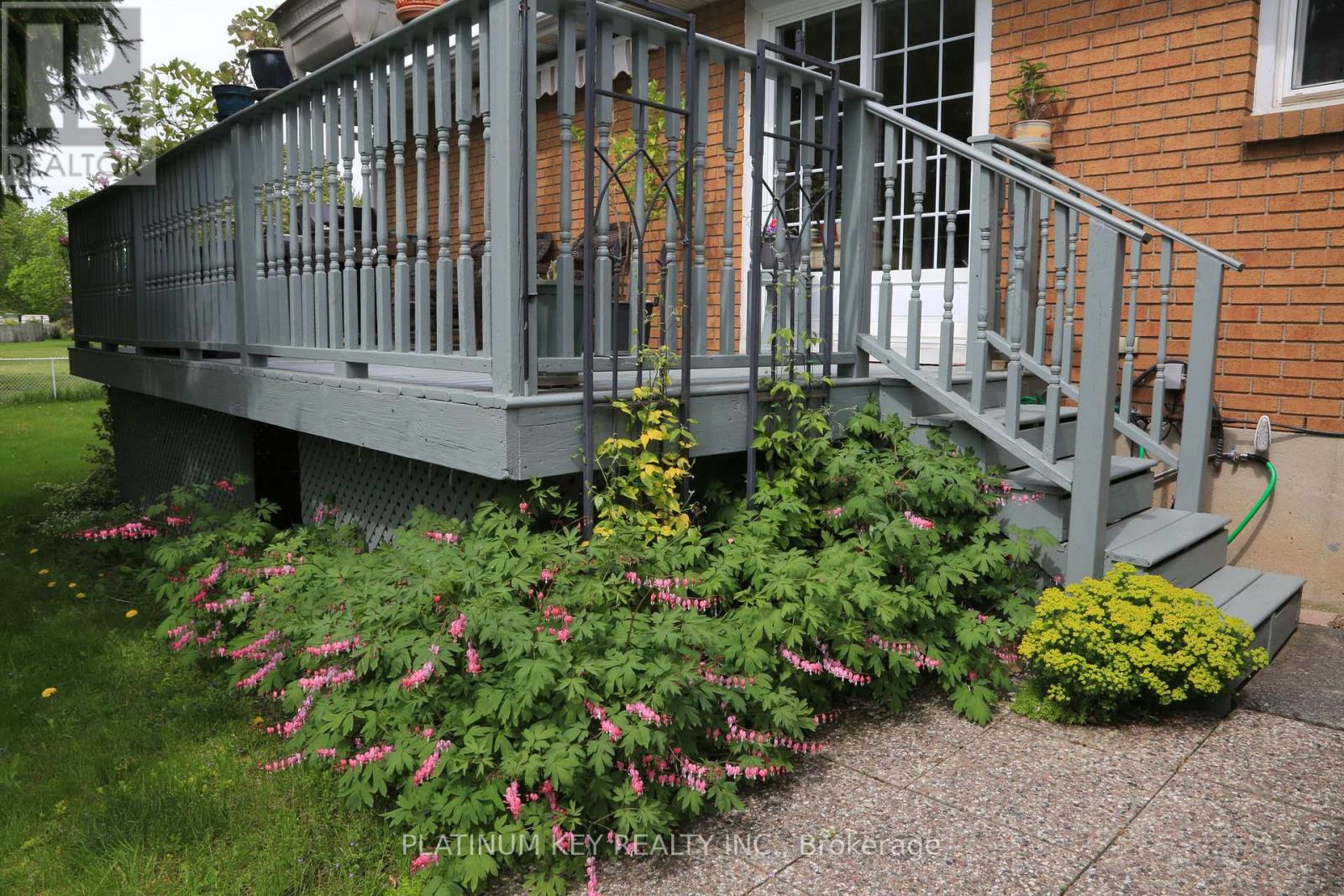 Photo 30 of 35 for 237a Stella Avenue