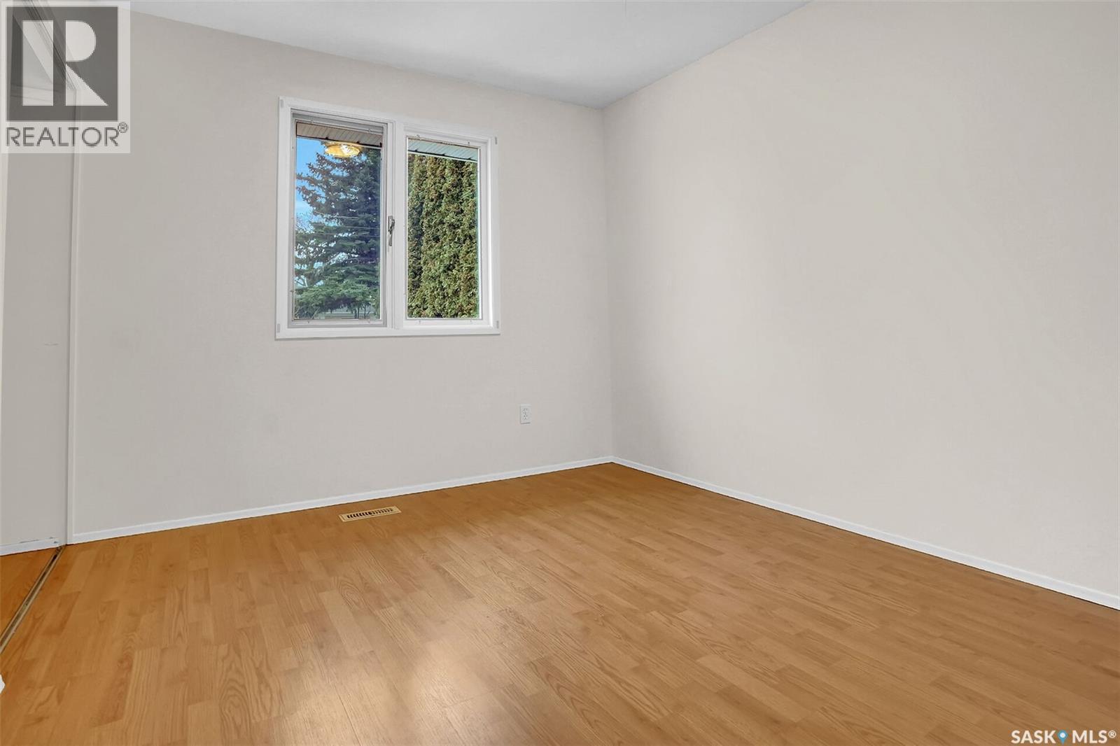 1024 Montgomery Street, Moose Jaw, Saskatchewan  S6H 2X1 - Photo 17 - SK028173