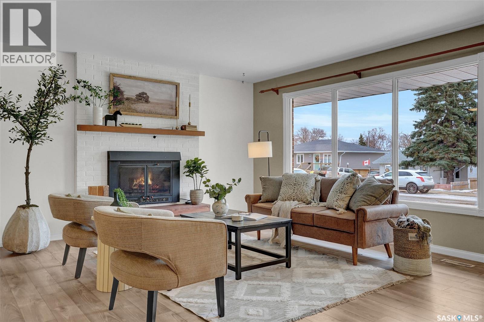 1024 Montgomery Street, Moose Jaw, Saskatchewan  S6H 2X1 - Photo 3 - SK028173