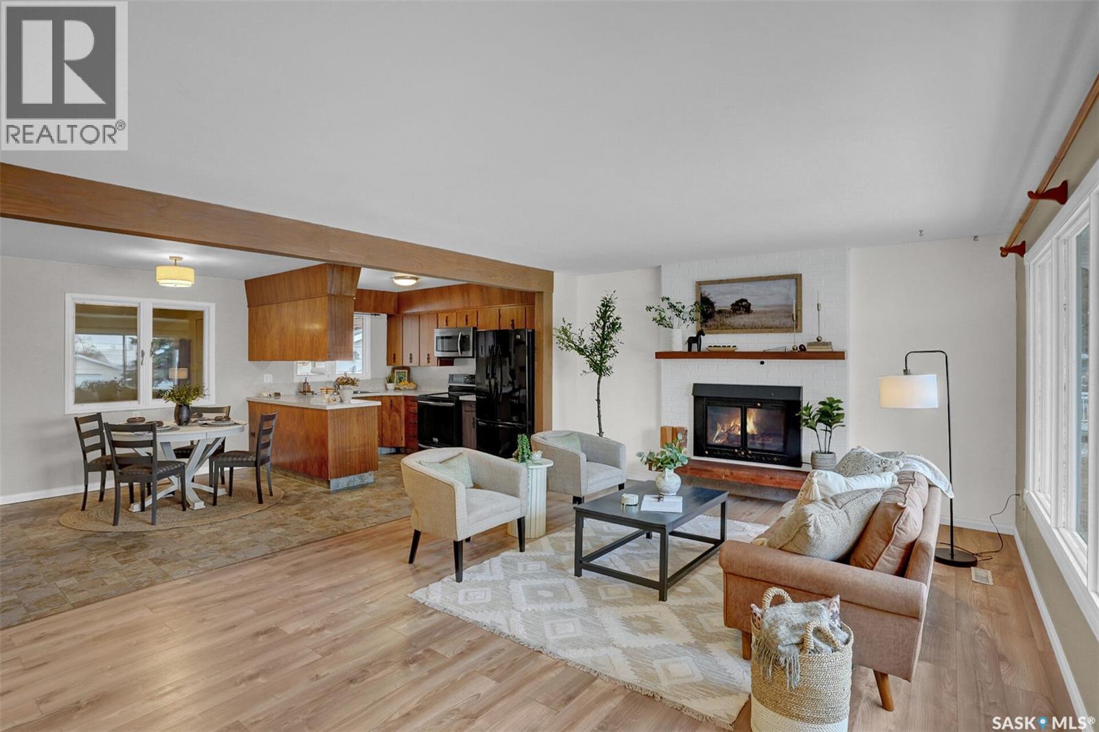 1024 Montgomery Street, Moose Jaw, Saskatchewan  S6H 2X1 - Photo 4 - SK028173