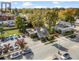 17 Pearl Street West, Kingsville, Ontario