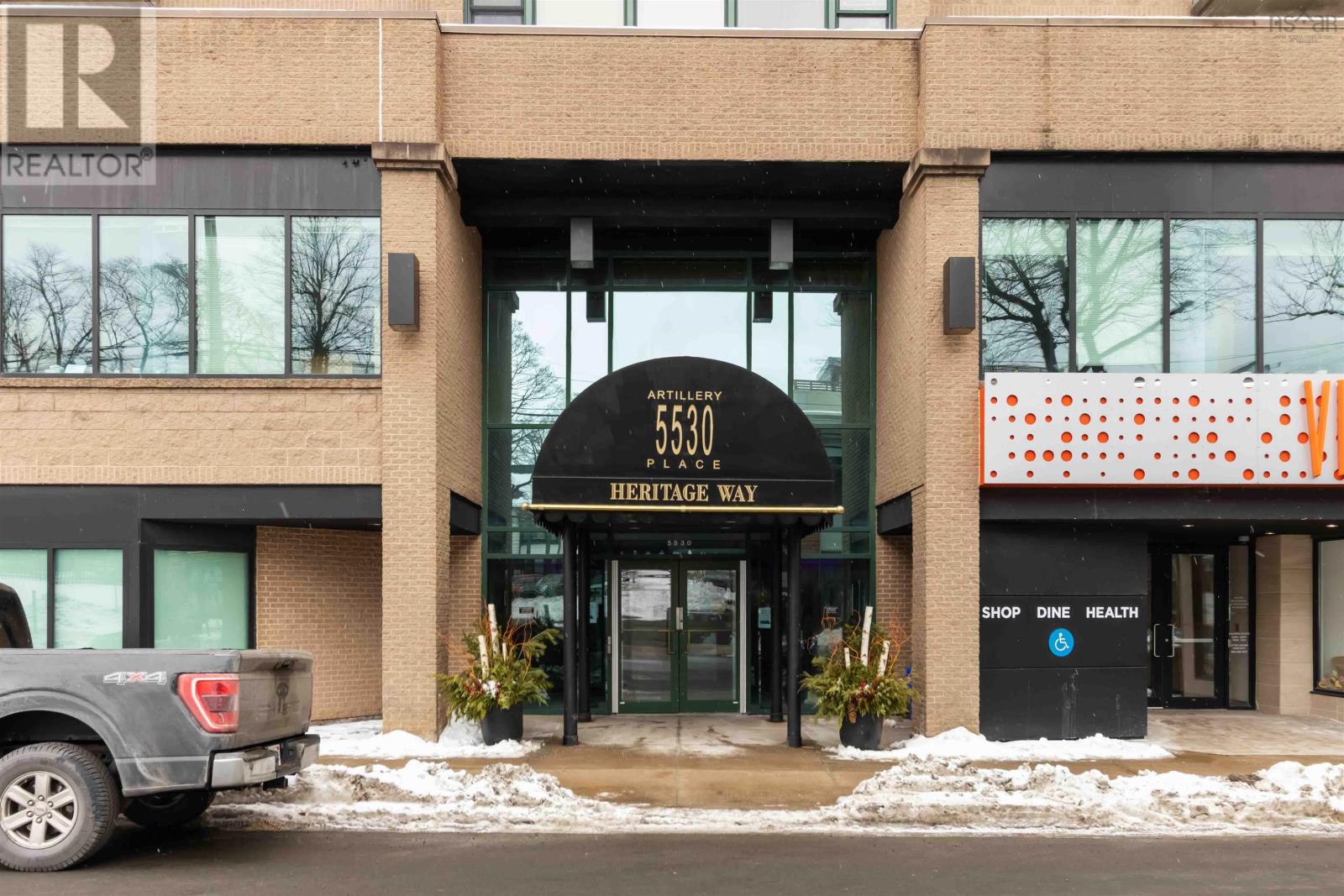 703 5530 Artillery Place, Halifax, Nova Scotia  B3J 1J3 - Photo 2 - 202602394