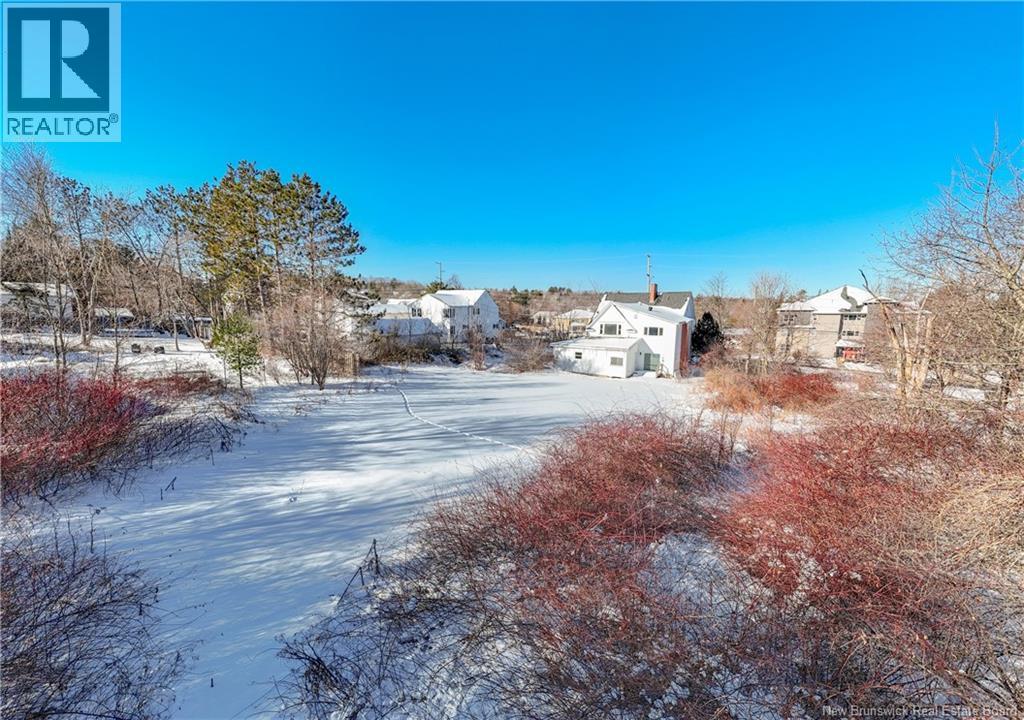 838 Regent Street, Fredericton, New Brunswick  E3B 3Y4 - Photo 7 - NB133274