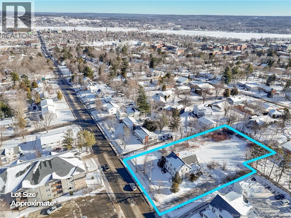 838 Regent Street, Fredericton, New Brunswick  E3B 3Y4 - Photo 4 - NB133274