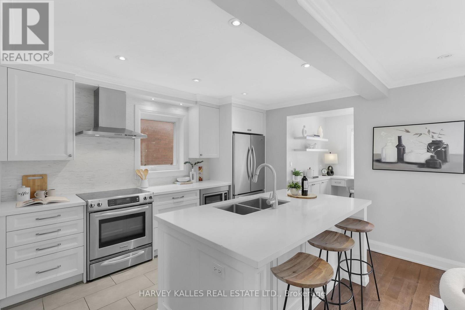 50 Elm Road, Toronto, Ontario  M5M 3T4 - Photo 11 - C12770668