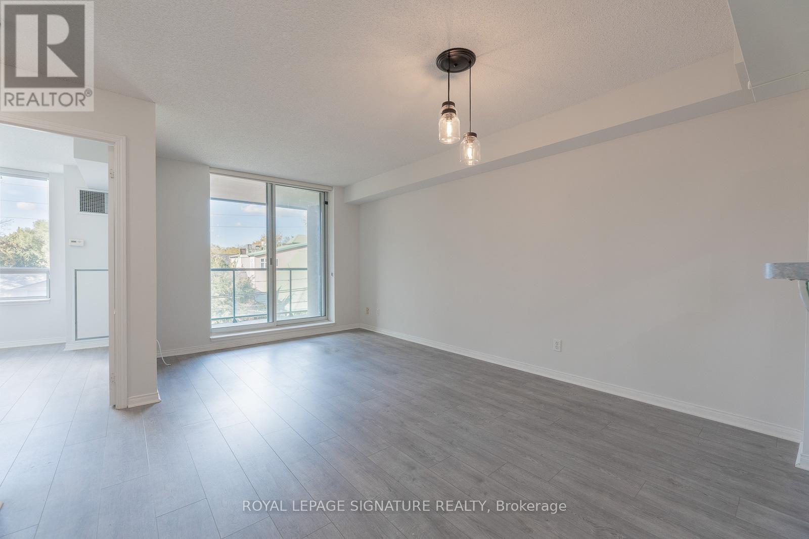 317 - 1733 Queen Street E, Toronto, Ontario  M4L 6S9 - Photo 3 - E12770674