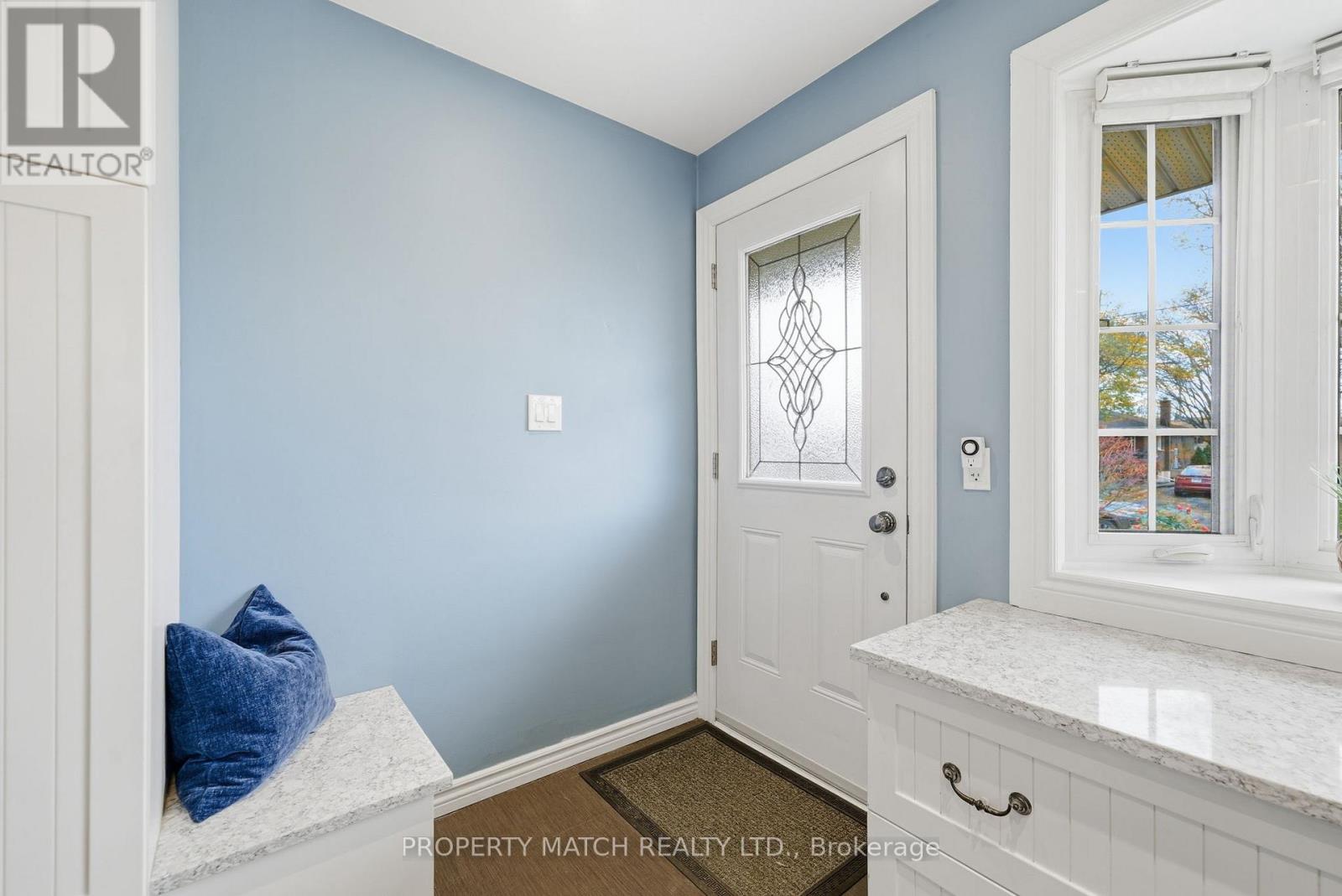 572 Wychwood Street, Oshawa, Ontario  L1G 2T3 - Photo 5 - E12770678