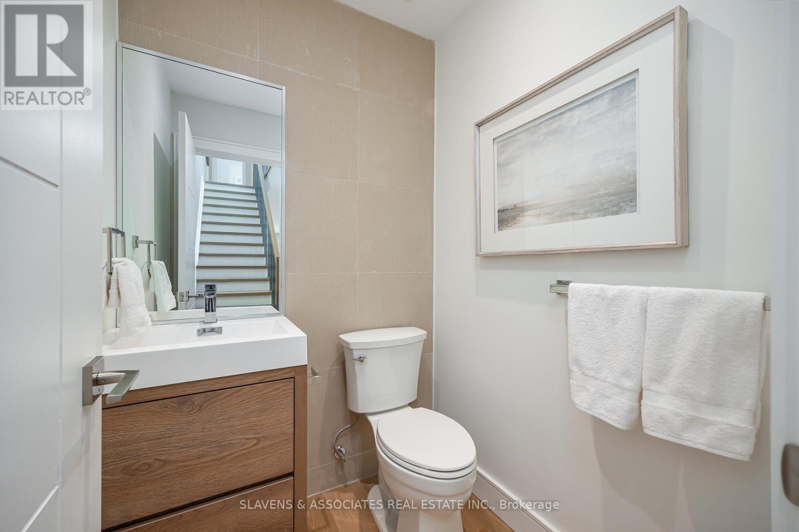 3b Linton Avenue, Toronto, Ontario  M1N 1W5 - Photo 14 - E12770712