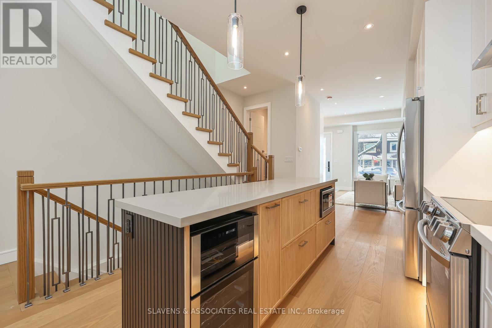 3b Linton Avenue, Toronto, Ontario  M1N 1W5 - Photo 16 - E12770712