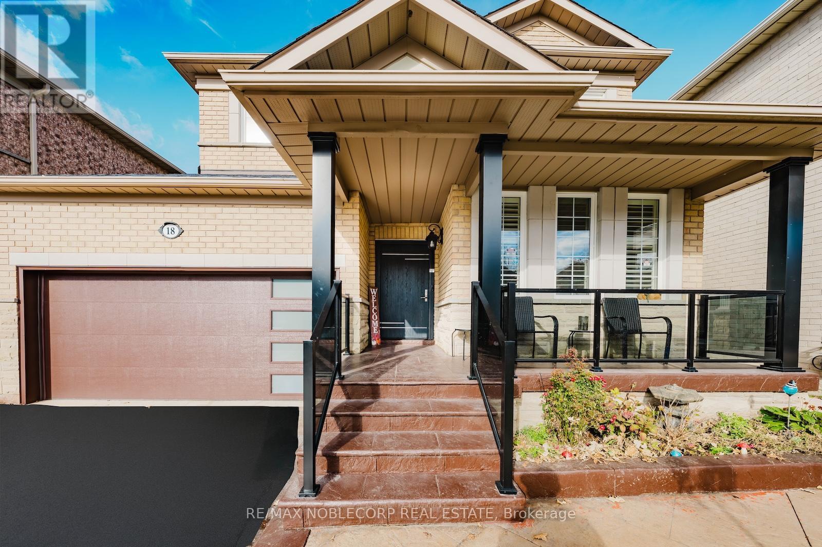 18 Cormorant Crescent, Vaughan, Ontario  L4H 2R1 - Photo 3 - N12770710