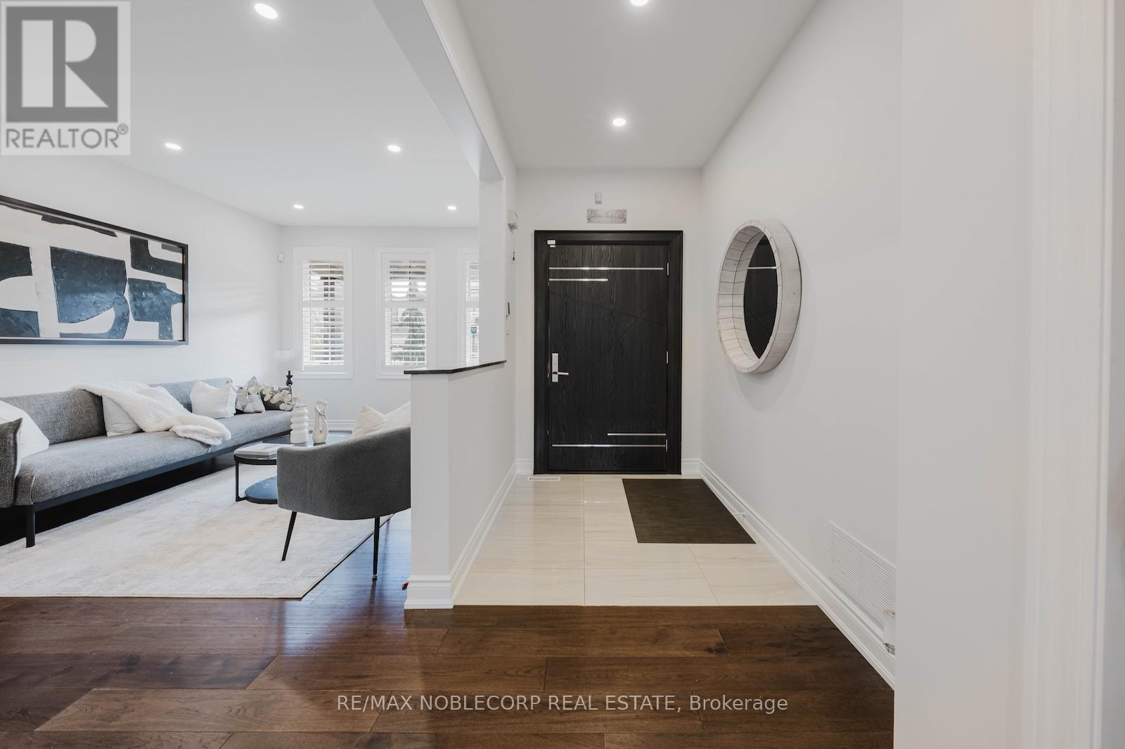 18 Cormorant Crescent, Vaughan, Ontario  L4H 2R1 - Photo 5 - N12770710