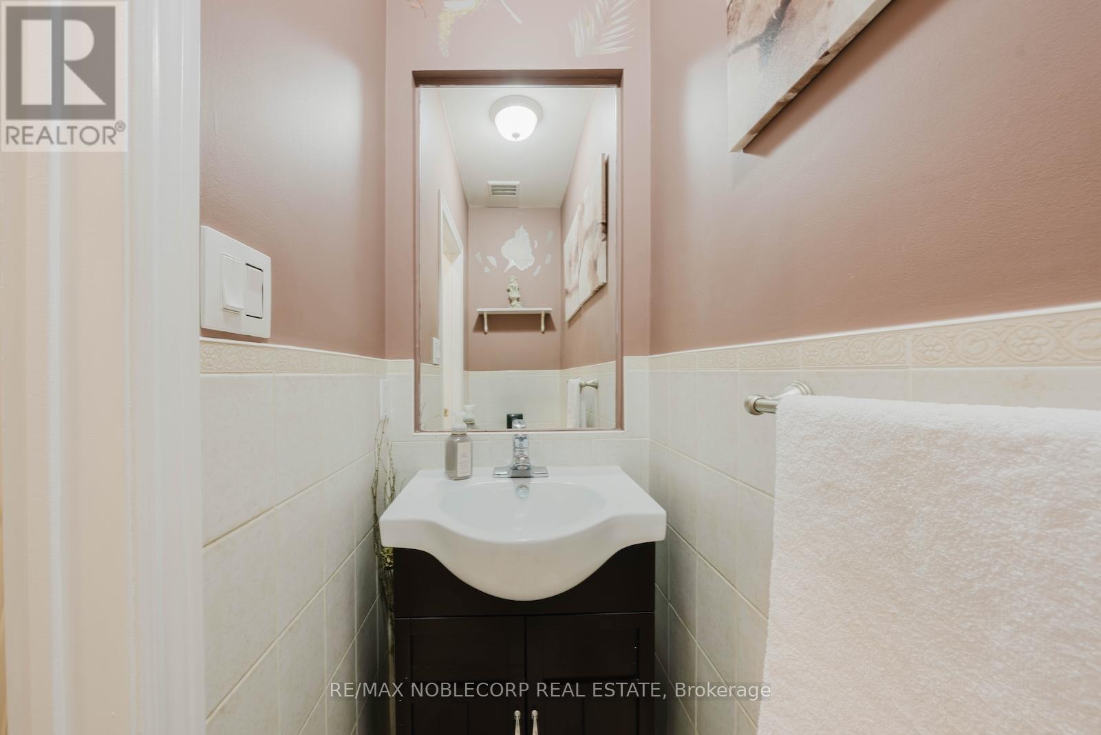 18 Cormorant Crescent, Vaughan, Ontario  L4H 2R1 - Photo 9 - N12770710