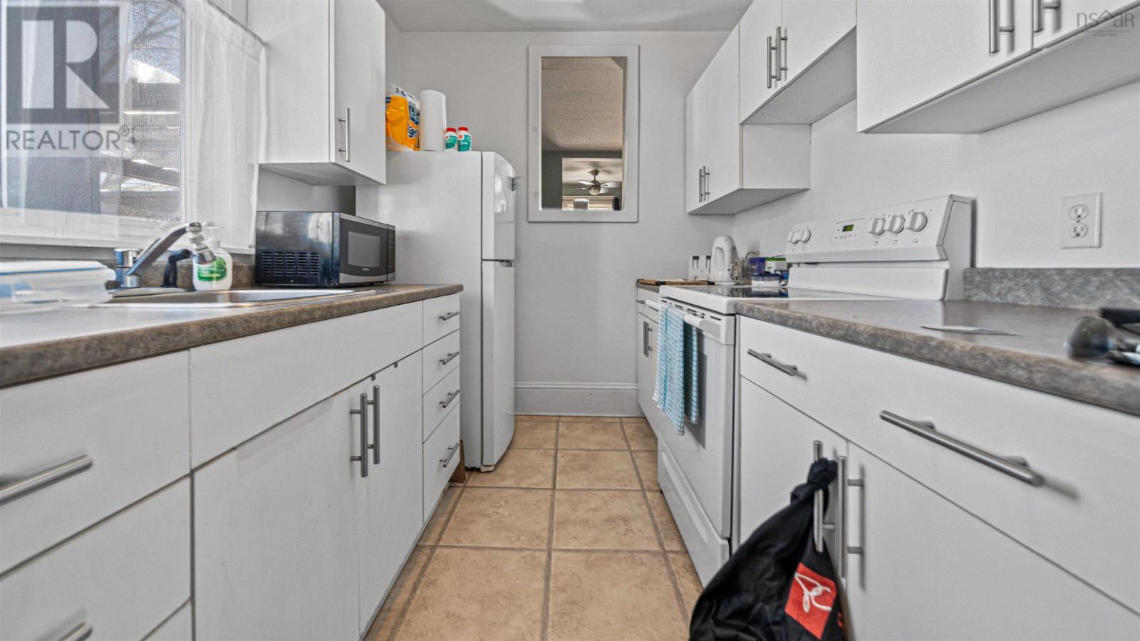 5691 Duffus Street, Halifax, Nova Scotia  B3K 2M7 - Photo 16 - 202602398