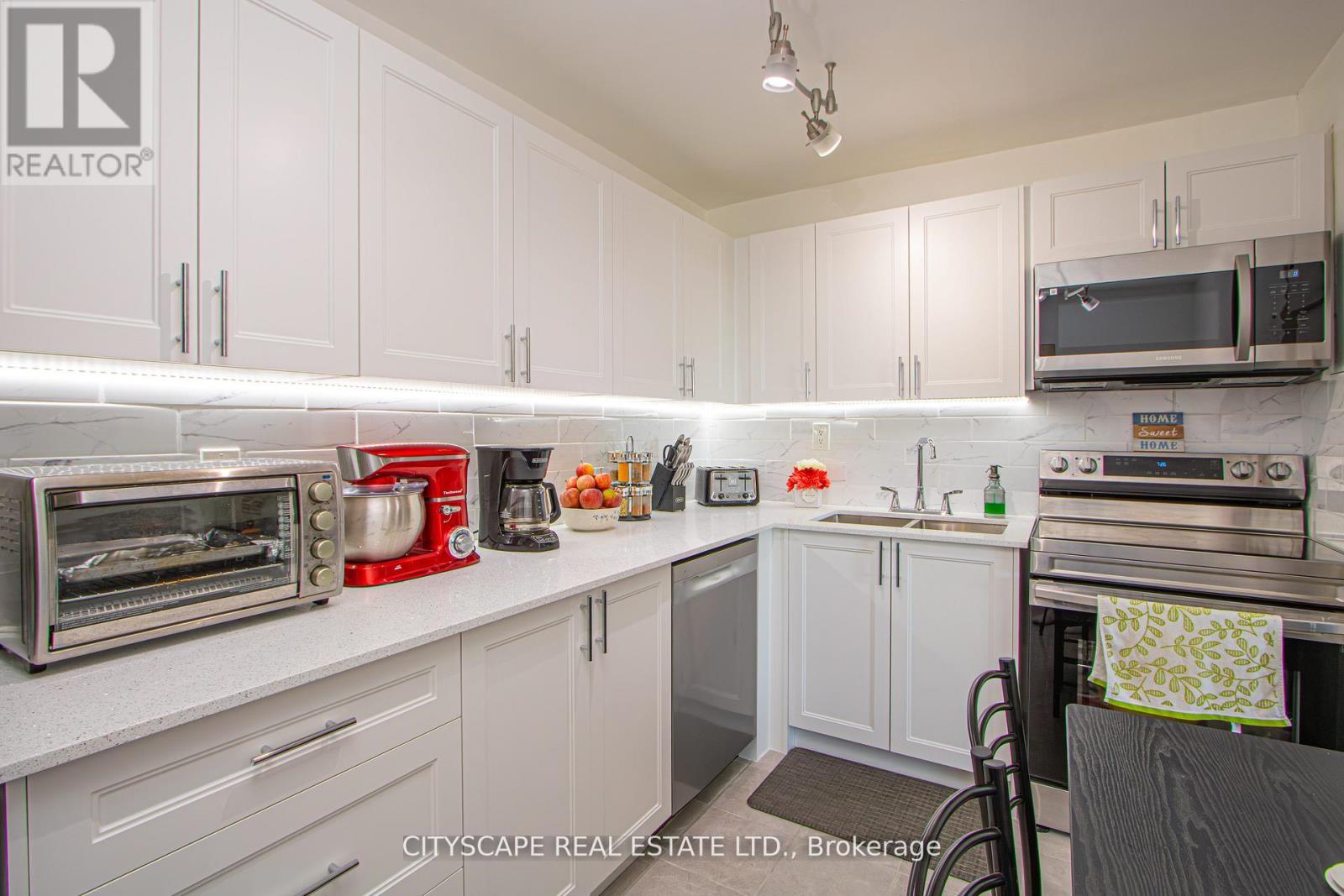 1008 - 573 Mornington Avenue, London East, Ontario  N5Y 4T9 - Photo 11 - X12770728