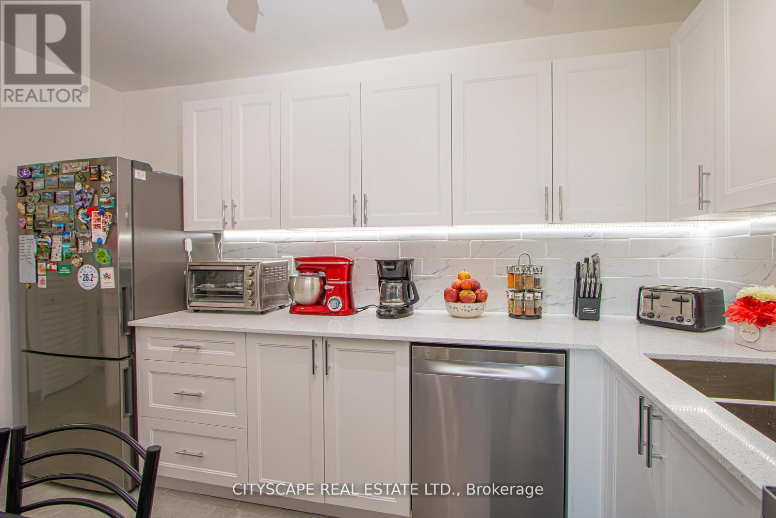 1008 - 573 Mornington Avenue, London East, Ontario  N5Y 4T9 - Photo 12 - X12770728