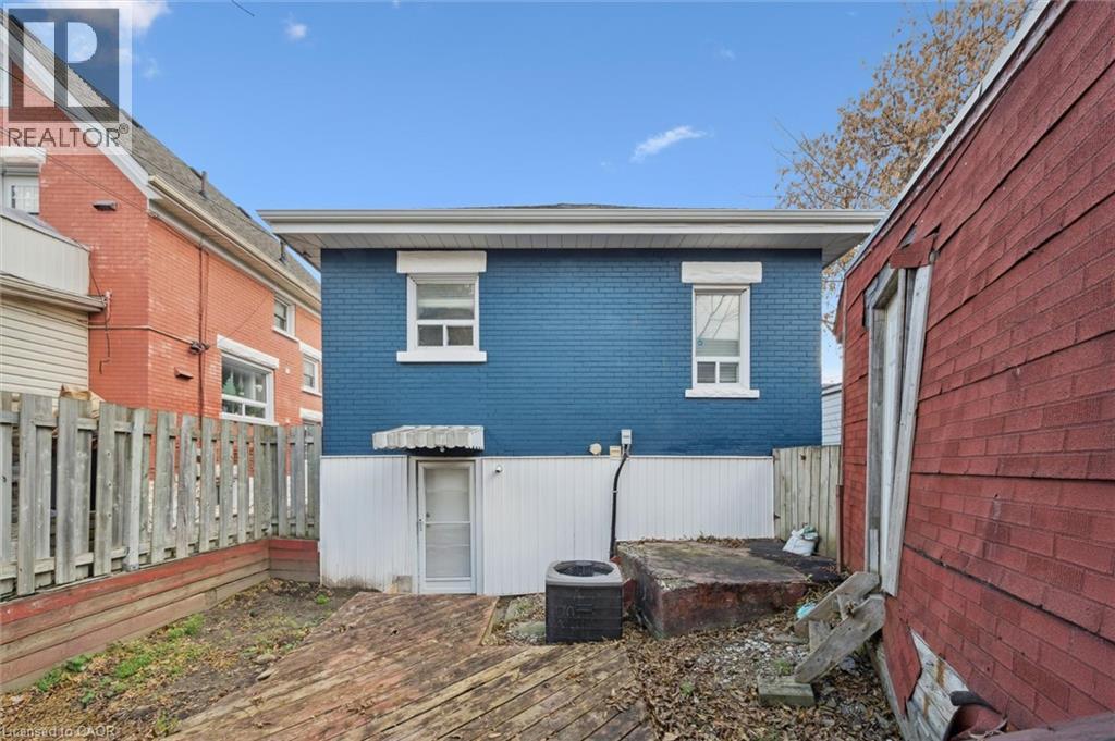 262 Madison Avenue S, Kitchener, Ontario  N2M 3H4 - Photo 18 - 40803814