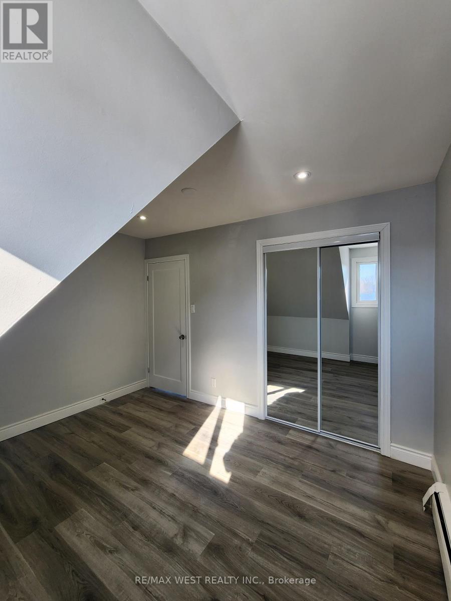 Unit 5 - 822 Ward Street, Selwyn, Ontario  K0L 1H0 - Photo 11 - X12682682