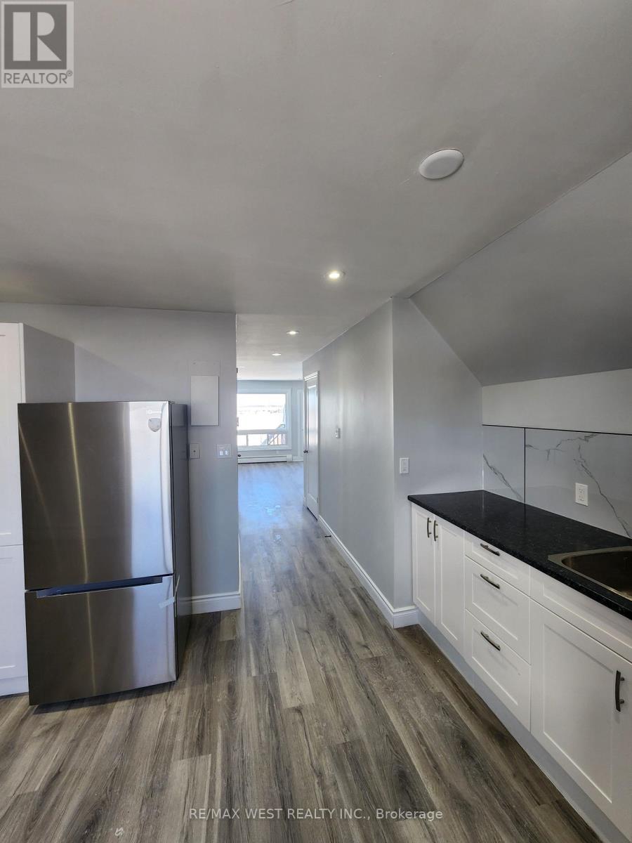 Unit 5 - 822 Ward Street, Selwyn, Ontario  K0L 1H0 - Photo 9 - X12682682