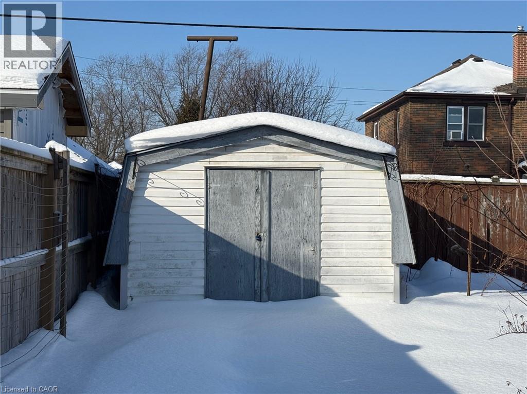 17 Lyons Avenue, Welland, Ontario  L3B 1L8 - Photo 13 - 40802183