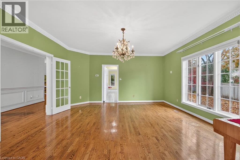 5089 Forest Hill Drive, Mississauga, Ontario  L5M 5A2 - Photo 5 - 40789347