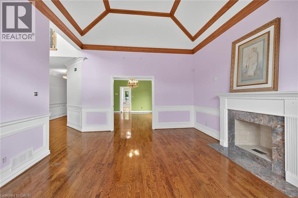 5089 Forest Hill Drive, Mississauga, Ontario  L5M 5A2 - Photo 4 - 40789347