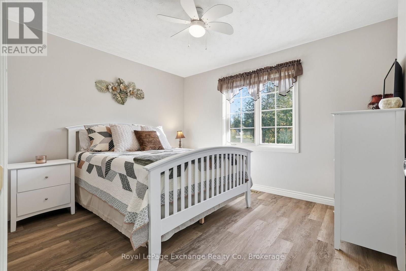 115 Deerhurst Drive, Huron-Kinloss, Ontario  N2Z 2X3 - Photo 16 - X12770834