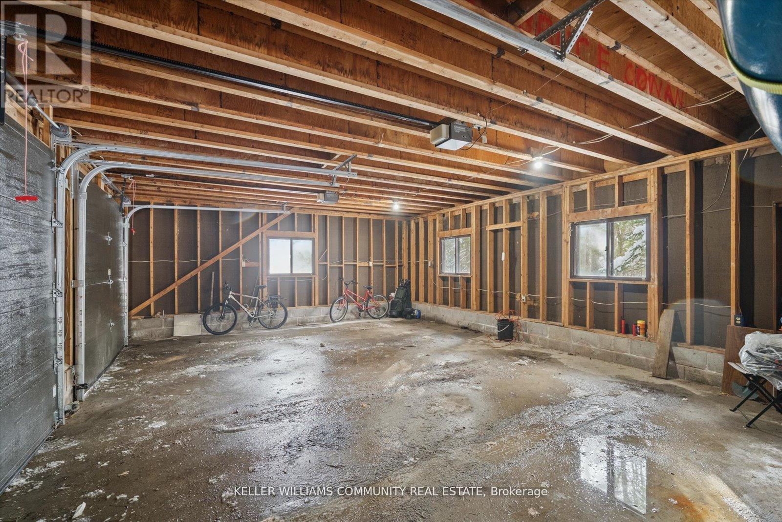 197 Hillside Drive, Kawartha Lakes (Somerville), Ontario  K0M 1C0 - Photo 35 - X12770746