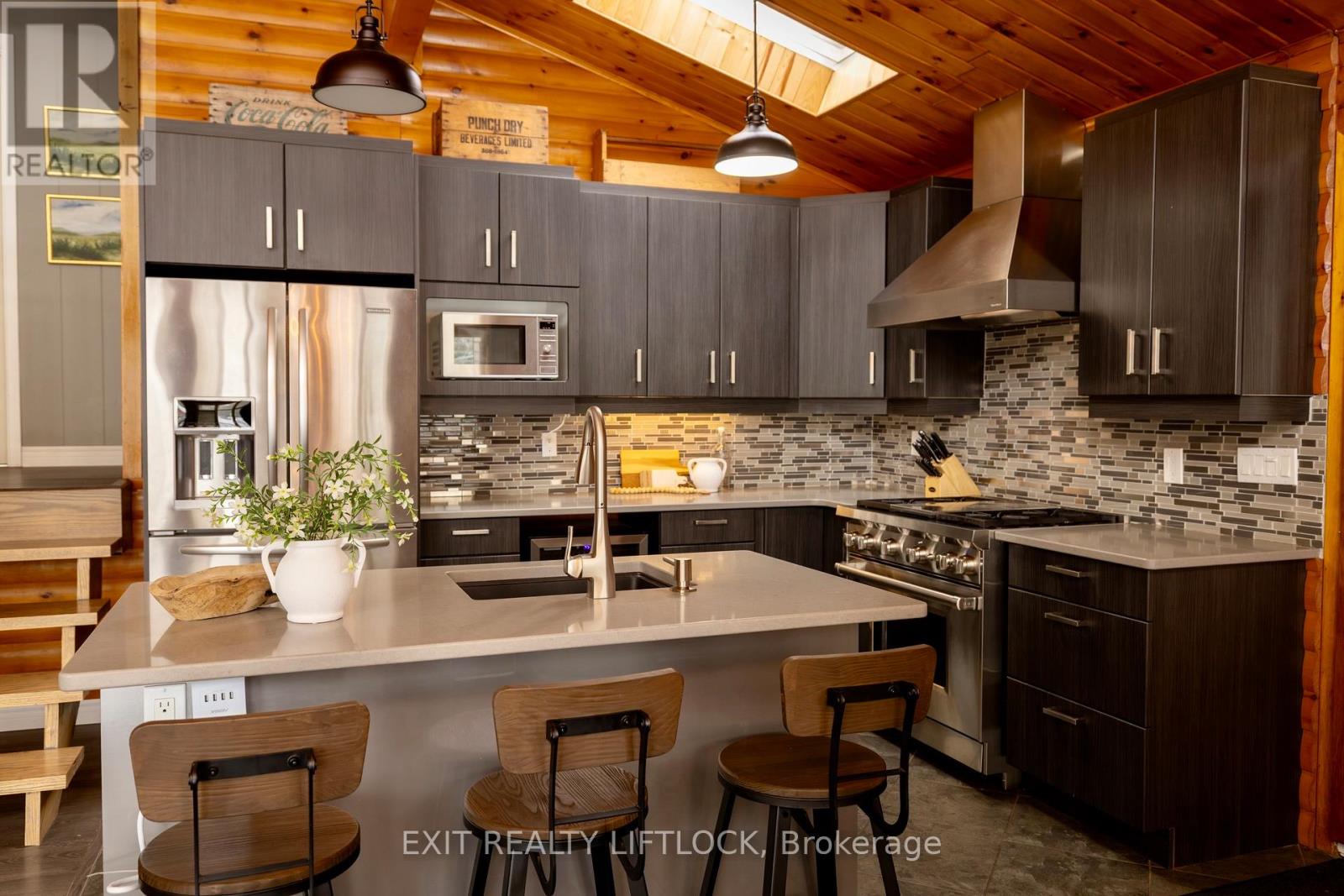 231 Front Street W, Kawartha Lakes (Bobcaygeon), Ontario  K0M 1A0 - Photo 4 - X12770760