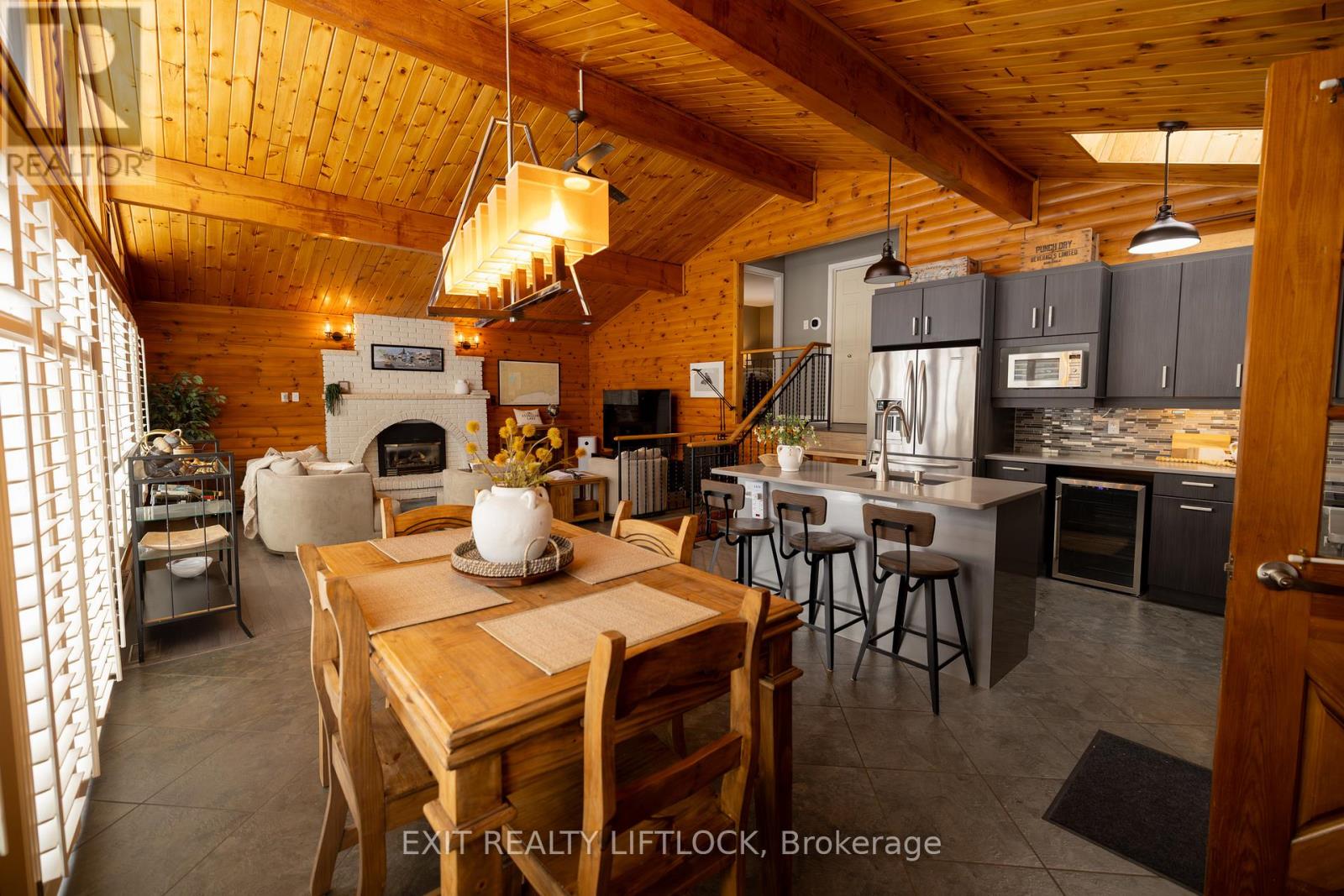 231 Front Street W, Kawartha Lakes (Bobcaygeon), Ontario  K0M 1A0 - Photo 8 - X12770760