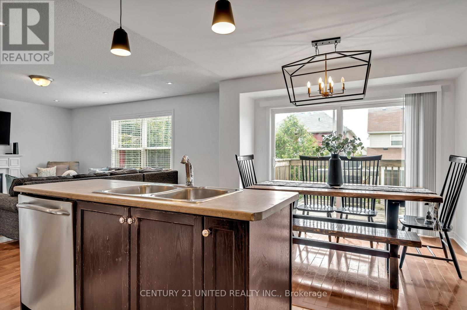 194 Bowen Drive, Peterborough (Northcrest Ward 5), Ontario  K9H 0B9 - Photo 10 - X12770918