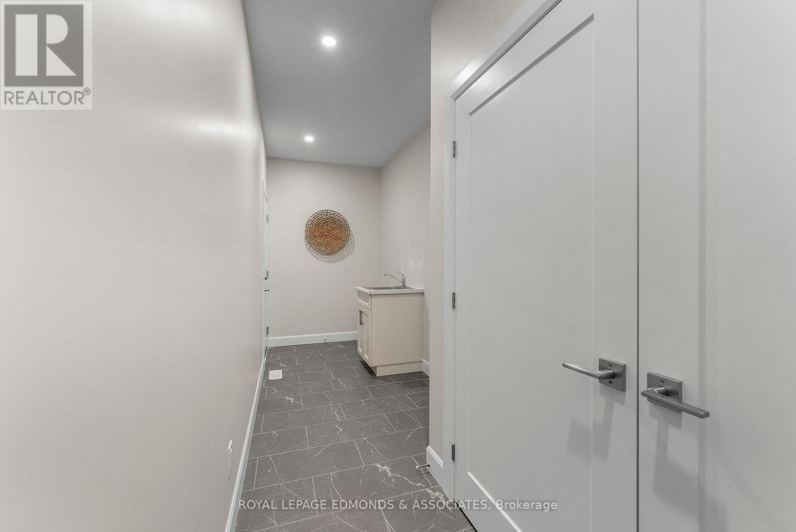 30 Bamagillia Street, Whitewater Region, Ontario  K0J 1K0 - Photo 25 - X12697116