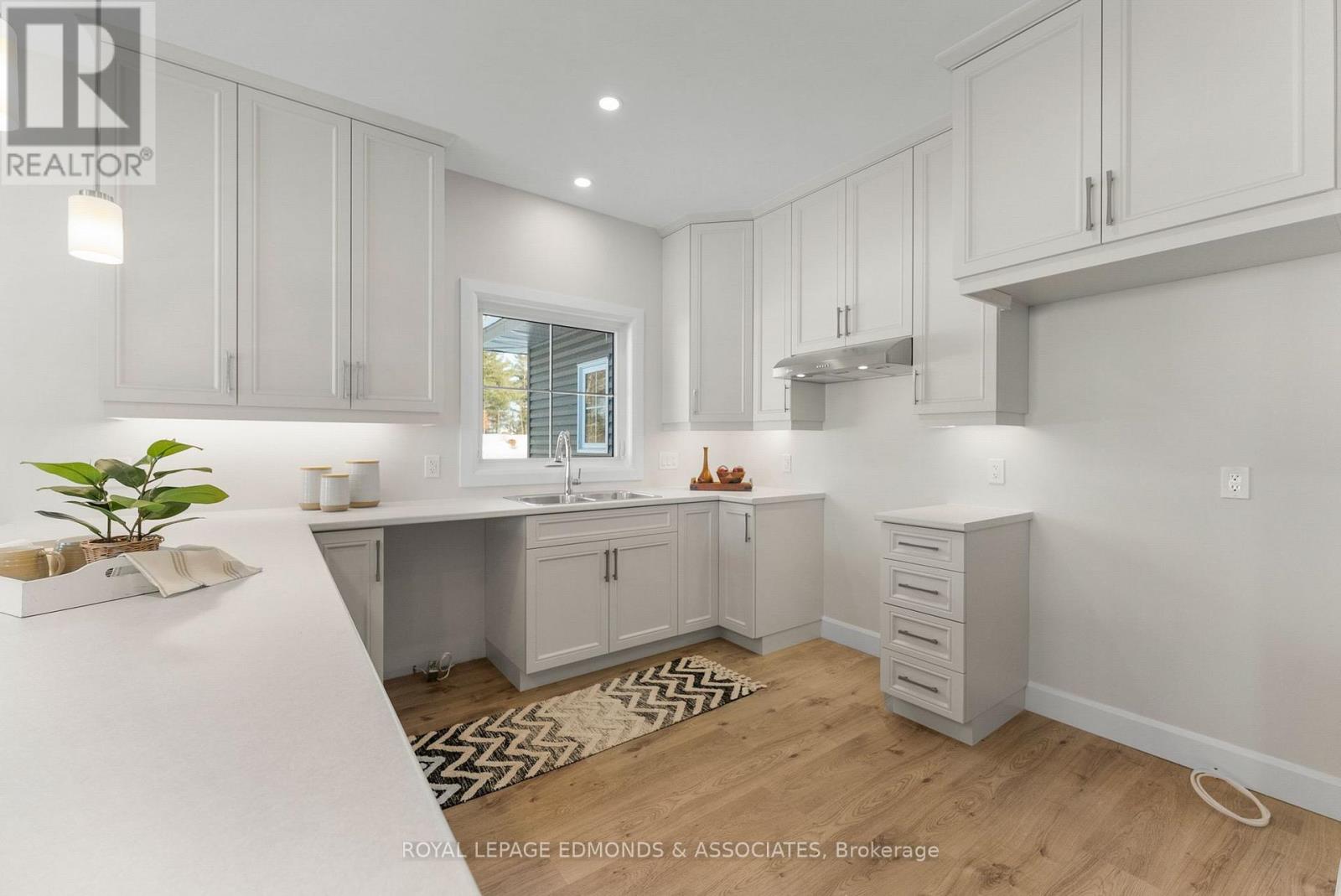 30 Bamagillia Street, Whitewater Region, Ontario  K0J 1K0 - Photo 10 - X12697116